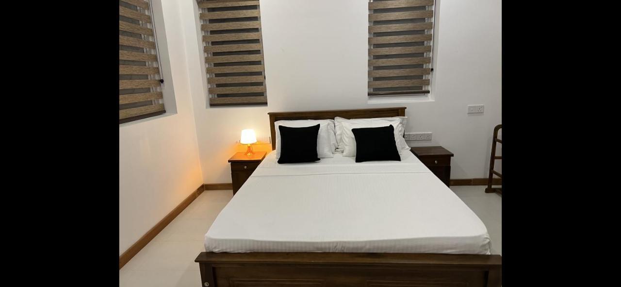 Silina Airport Transit Hotel & Residence Katunayaka Extérieur photo