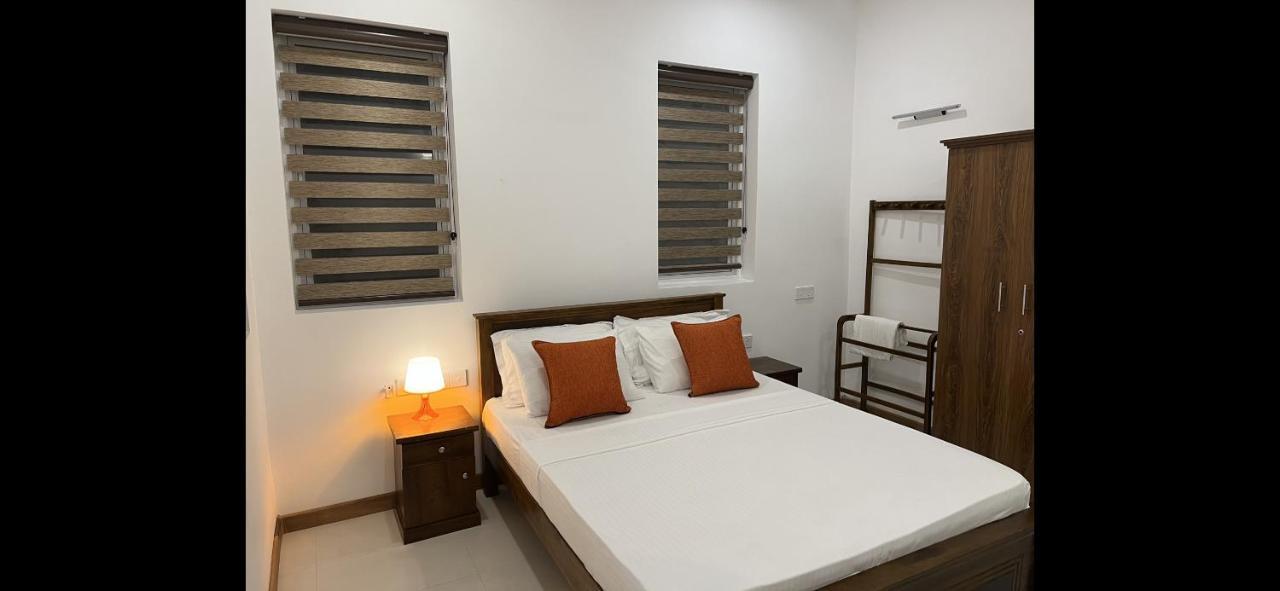 Silina Airport Transit Hotel & Residence Katunayaka Extérieur photo