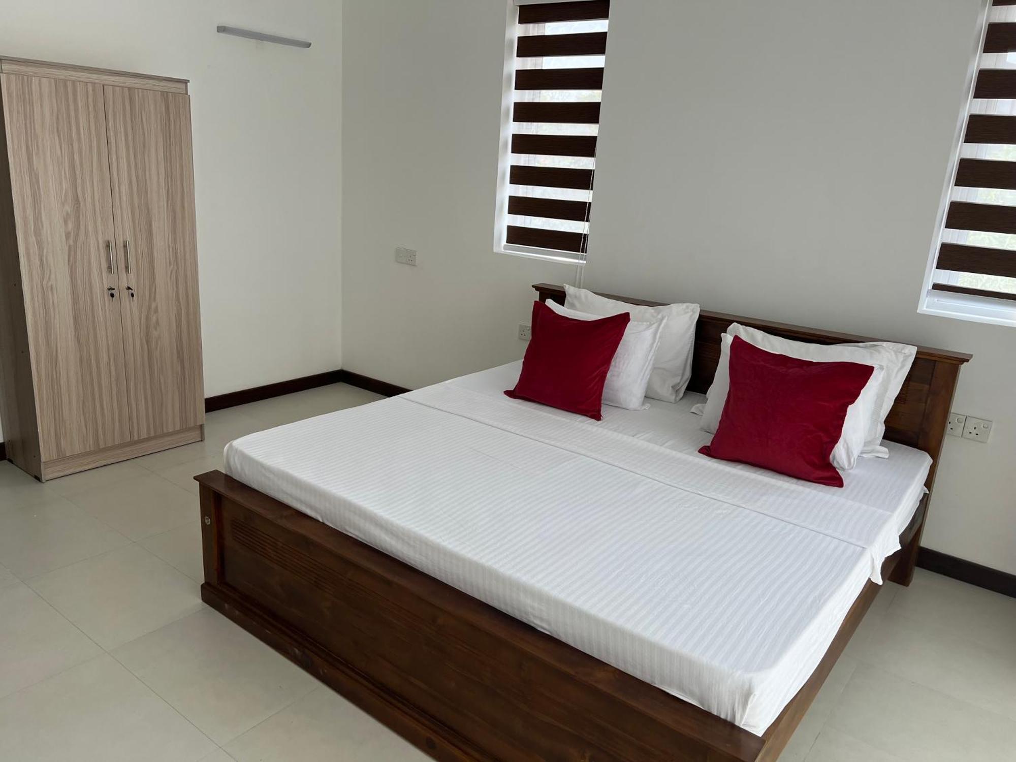 Silina Airport Transit Hotel & Residence Katunayaka Extérieur photo