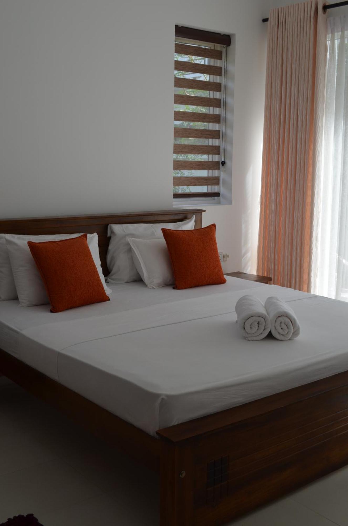 Silina Airport Transit Hotel & Residence Katunayaka Extérieur photo