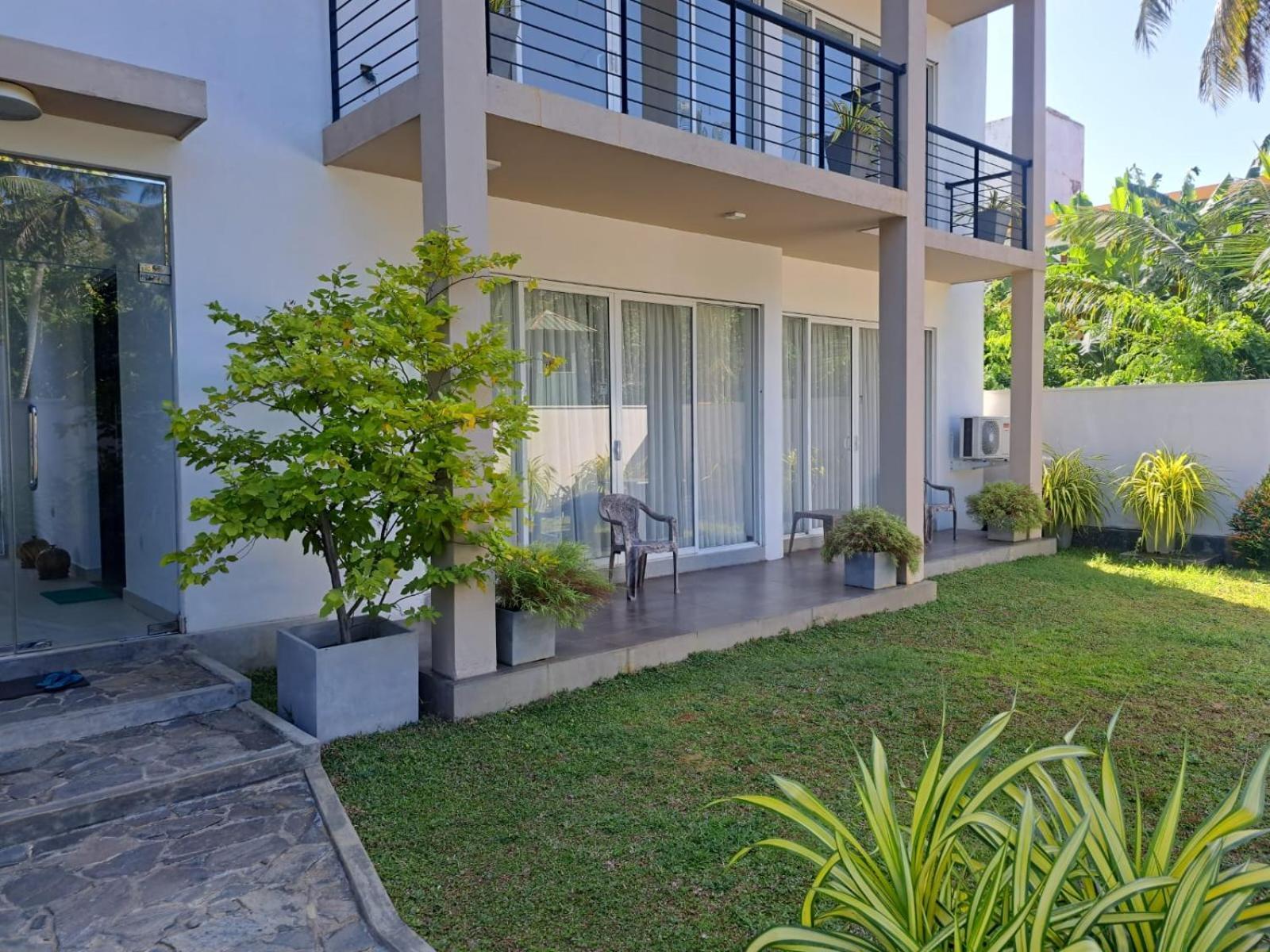 Silina Airport Transit Hotel & Residence Katunayaka Extérieur photo